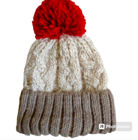Melrose and Market Accessories - Melrose and Market Cable Knit Pom Pom Beanie Hat Brown White Red